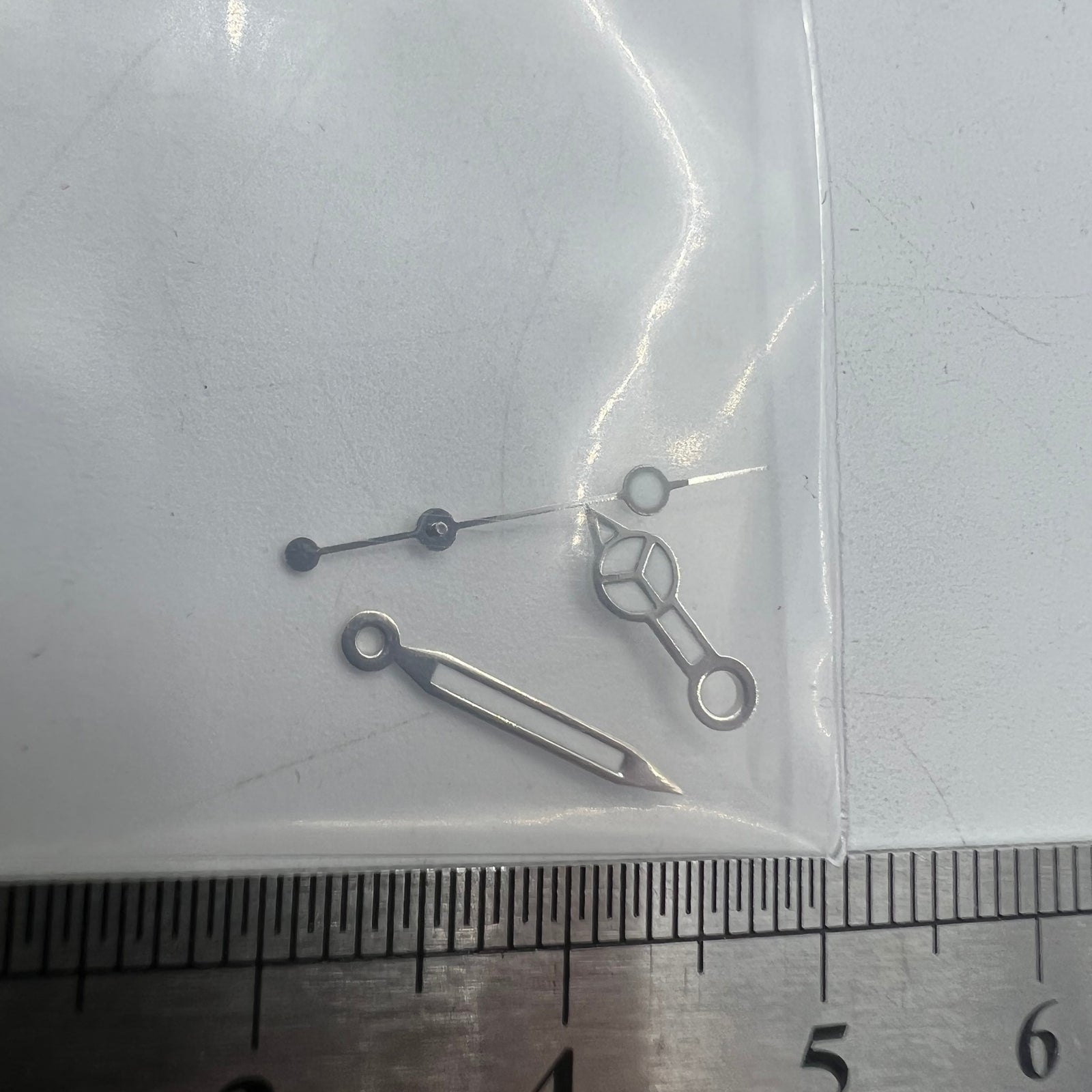 Green luminous watch hands set, compatible with NH35A/NH36A, sizes 8/12/12.5mm, perfect for watch repair.