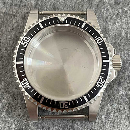 Stainless steel retro watch case with sapphire glass for NH35/NH36, durable and stylish by 19 Options.