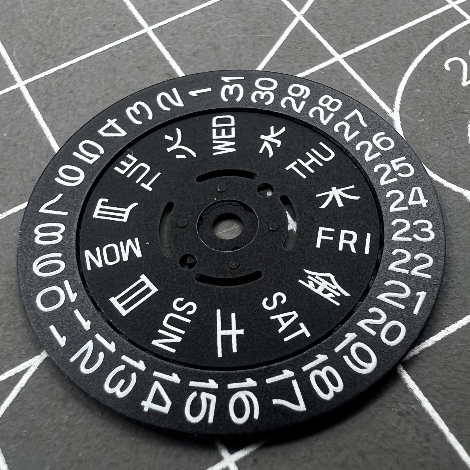 Schwarz gr�nes Lume Datumsscheibe und Wochenscheibe f�r NH36 Kaliber mit Datum bei 3.8, passend f�r Uhrwerk.