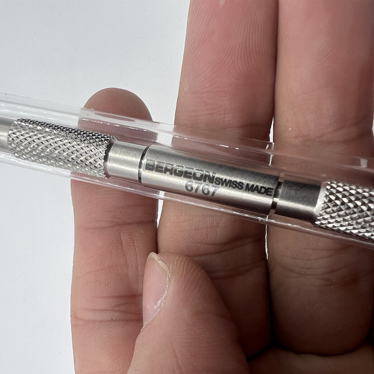 Bergeon 6767-S spring bar tool with dual tips for precise watch bracelet fitting and removal.