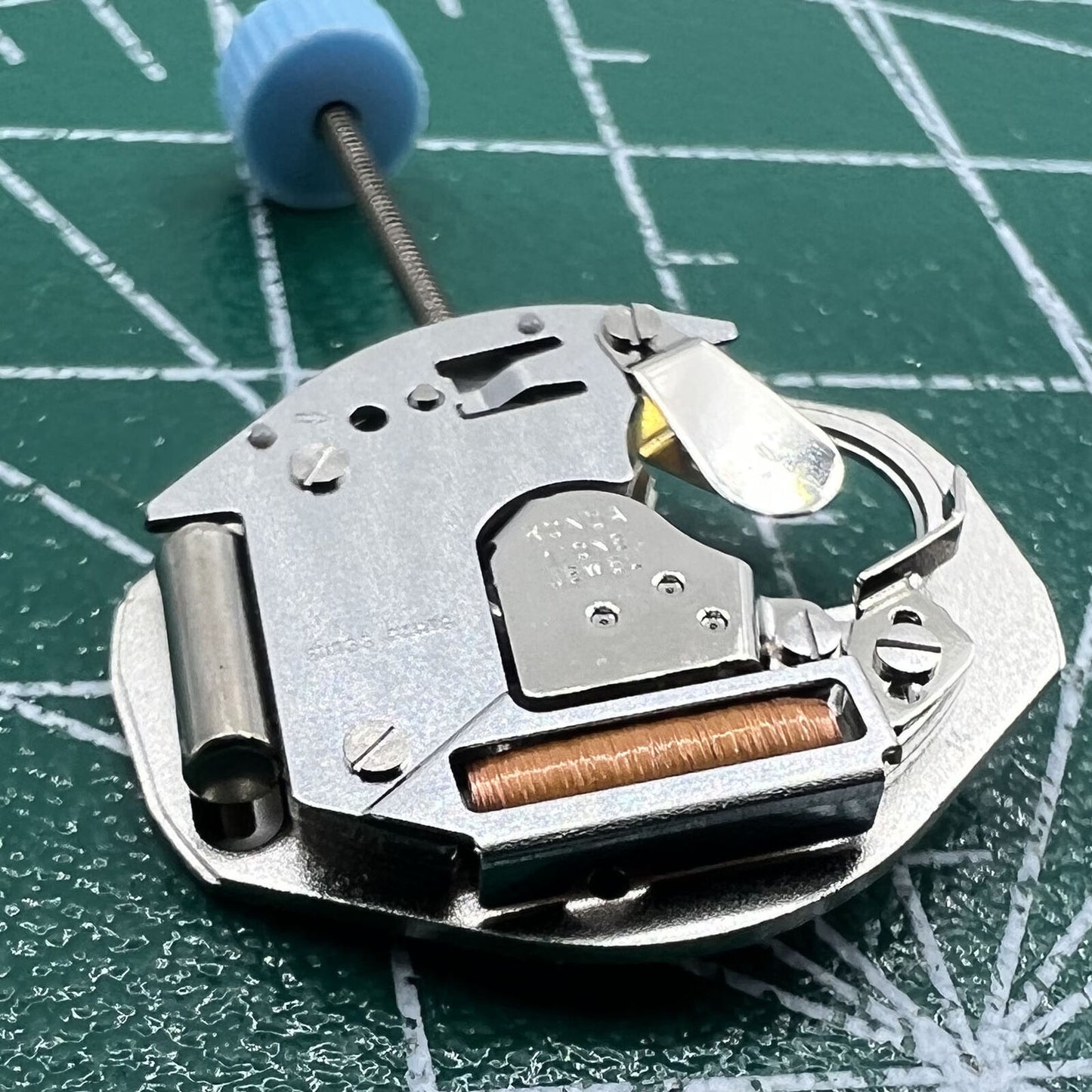 H2 Swiss Ronda 762 Quartz watch movement with high canon pinion 3.8mm, ensuring precise timekeeping and durability.