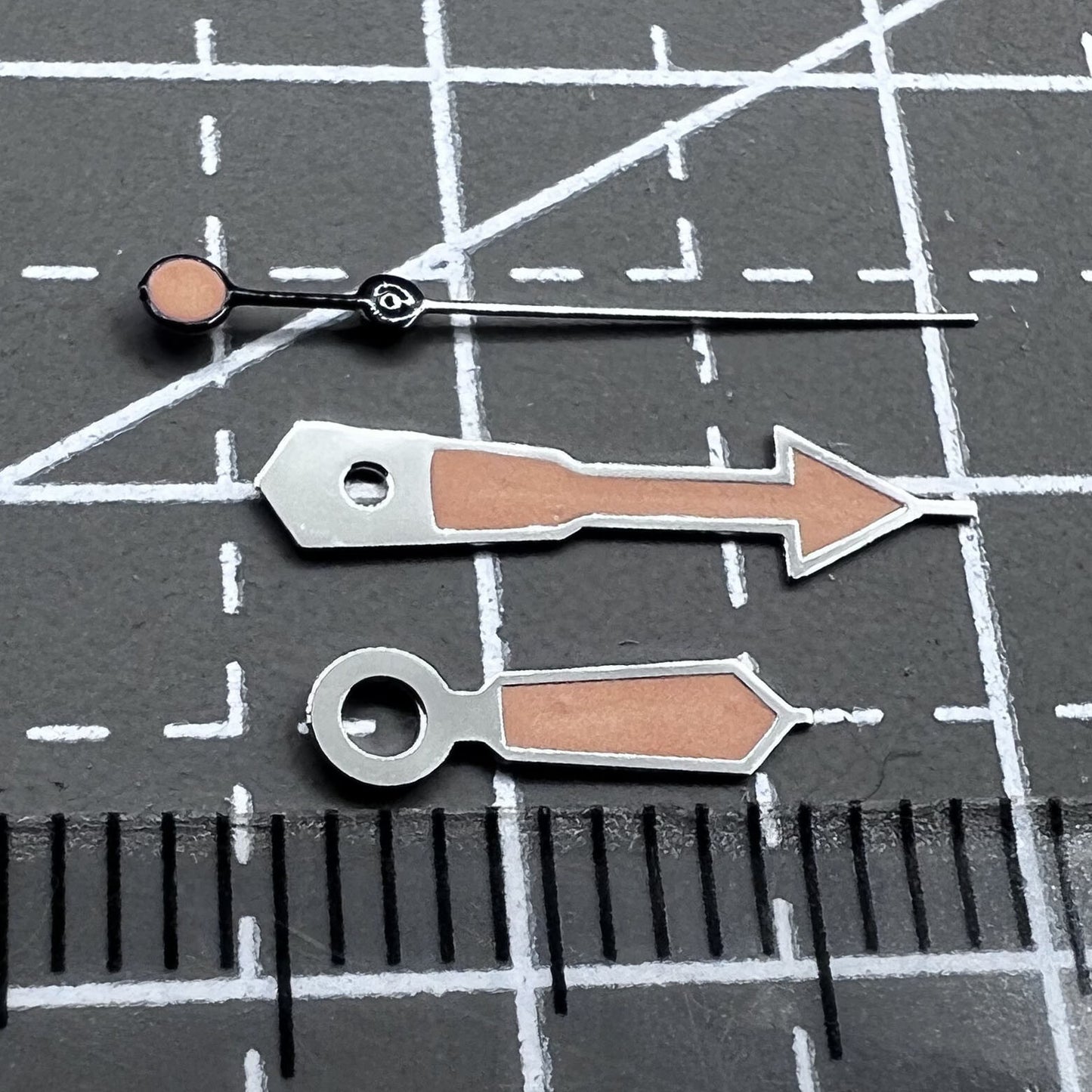 2er Set 12.5mm Silberumrandete Orange Lackierte Grüne Leuchtzeiger für NH35