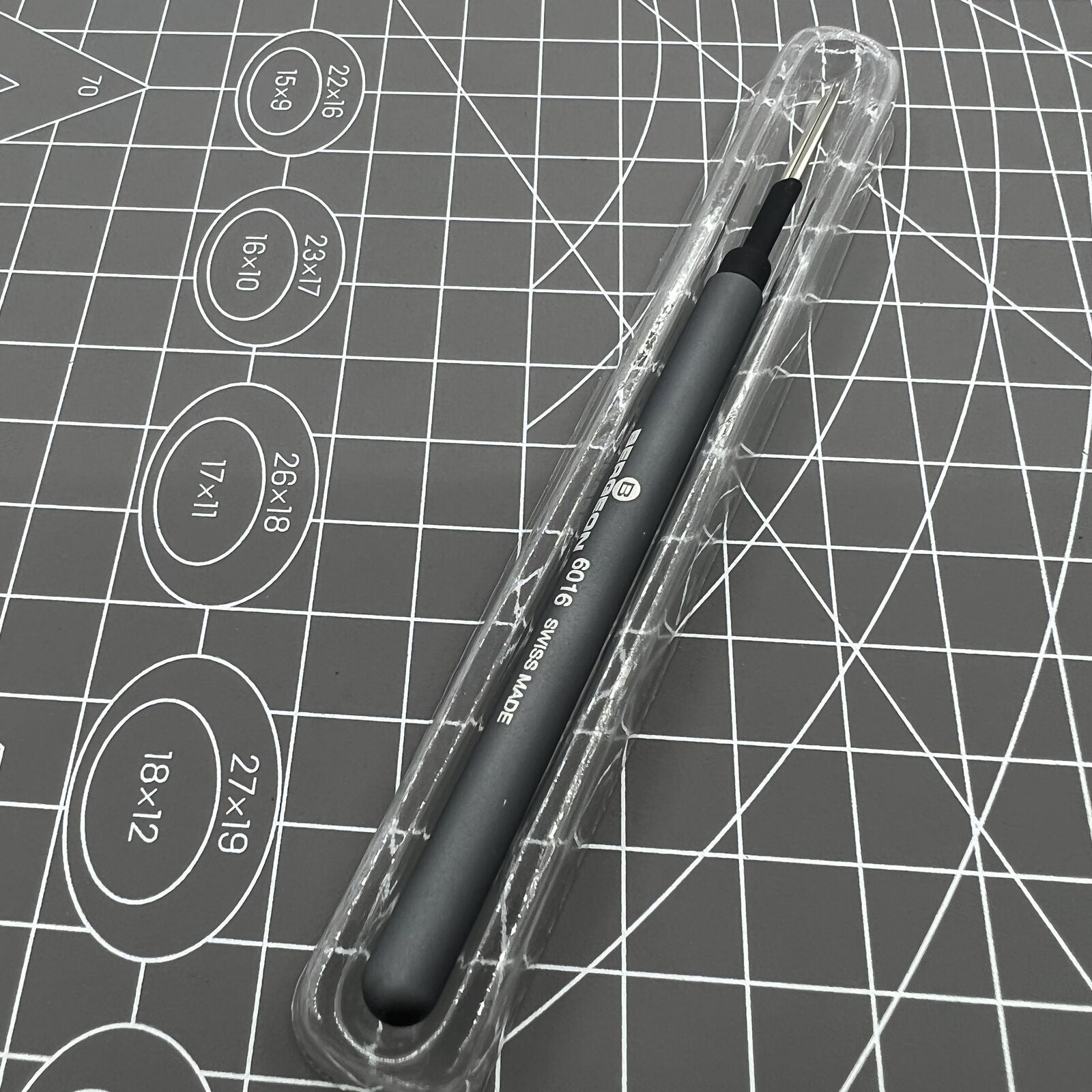 Swiss Bergeon 6016 tool for precise removal of watch hands and movement wheels in repair tasks