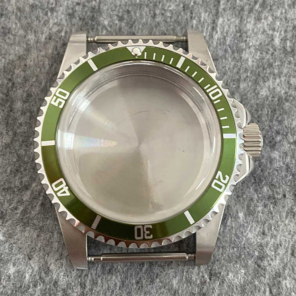 Stainless steel retro watch case with sapphire glass for NH35/NH36, durable and stylish by 19 Options.