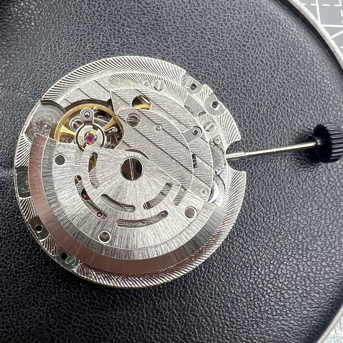 Automatischer mechanischer Uhrwerk ST2147 Wochentag bei 12 Datum bei 3 Uhrzeit Anzeige