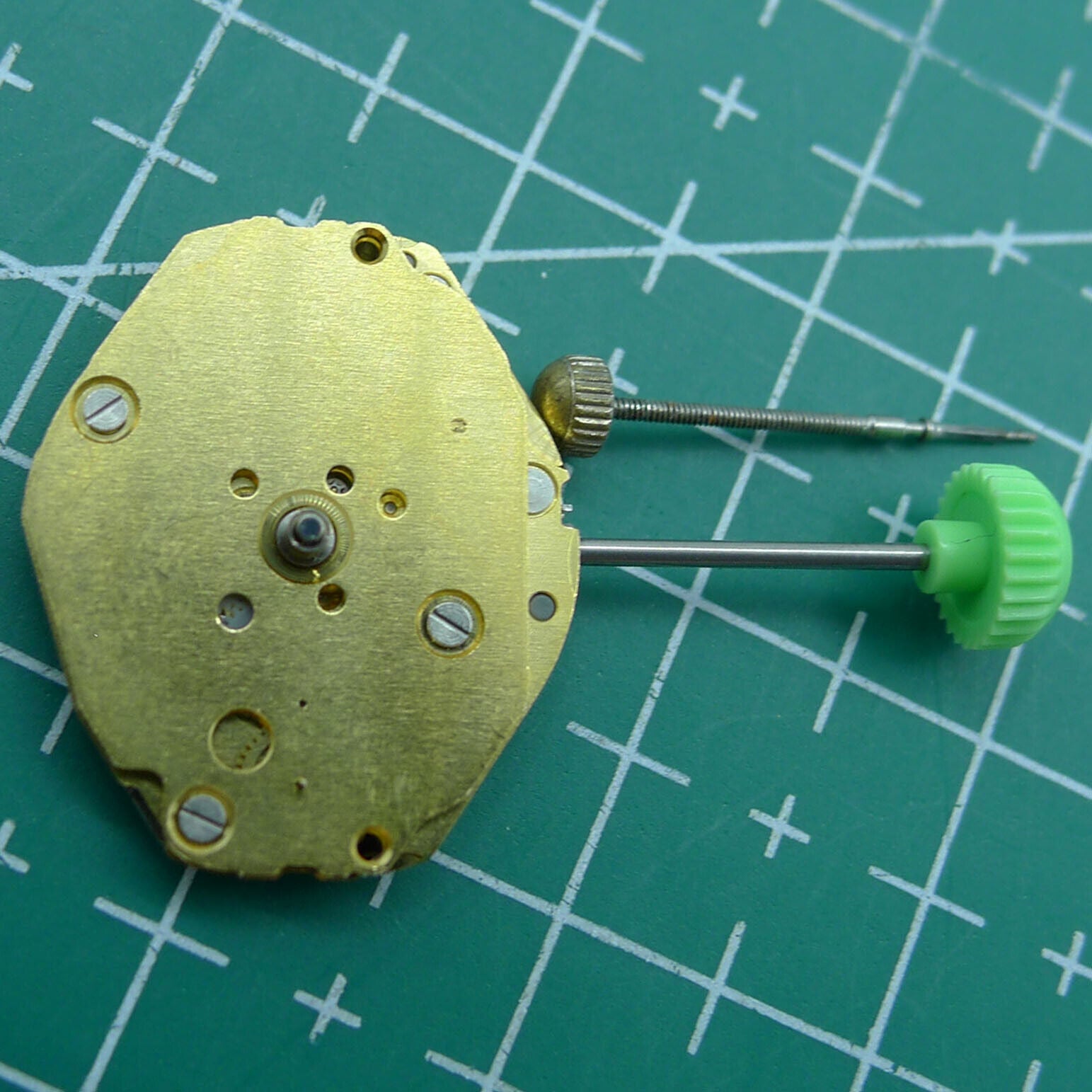 Miyota 4T48 Japan quartz movement, 2 hands, raw watch part for precise timekeeping.