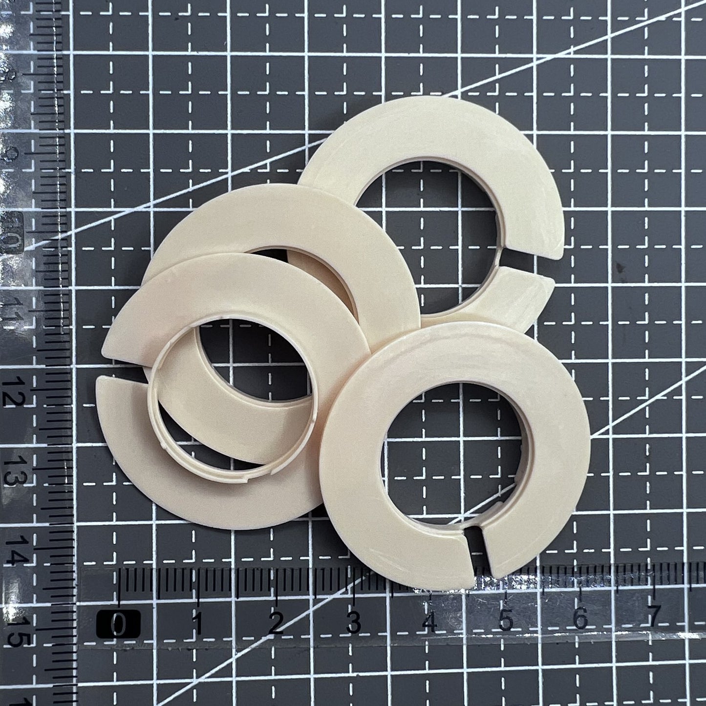 2 Stück Fixierring Spacer Ring für ETA 255.411 Uhrwerk