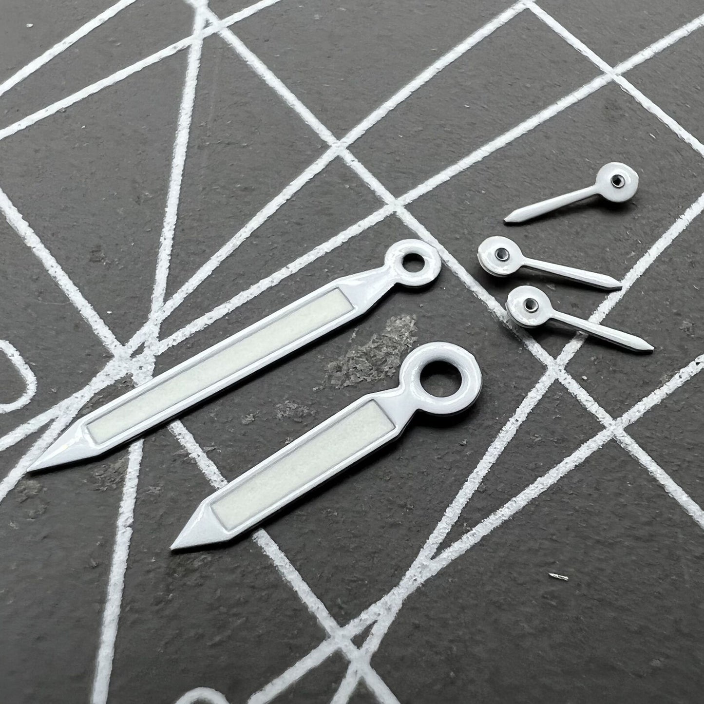 White trim green lume watch hands for Miyota OS20, offering enhanced legibility and stylish design.