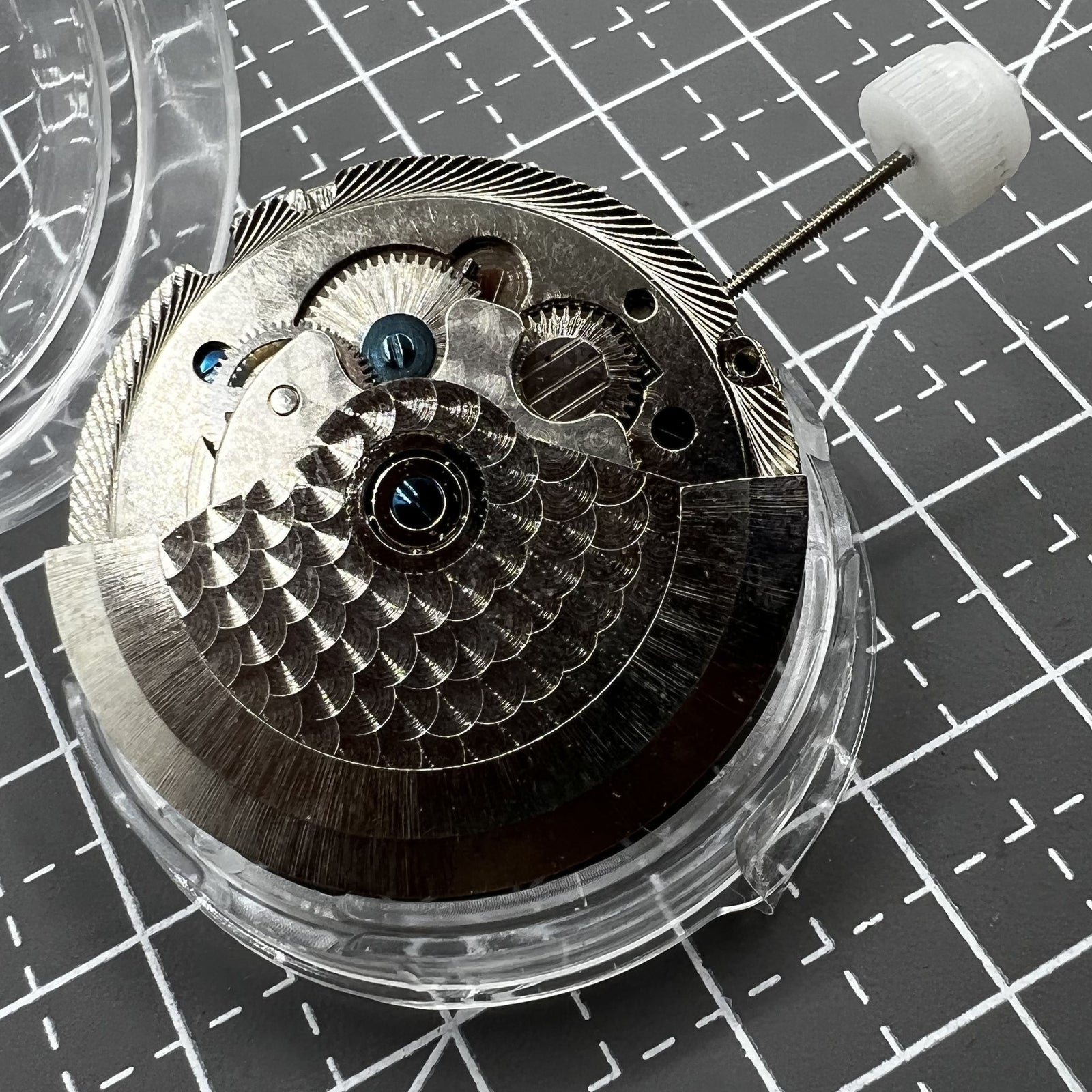 Multifunktionale Shanghai Automatik-Uhr mit mechanischem Werk, kleine Sekunde bei 9 Uhr, elegantes Design