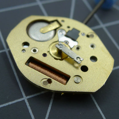 Swiss Made Ronda 762 quartz watch movement with standard height, precise timekeeping by Ronda.