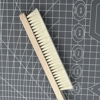 Brosse de nettoyage pour aiguilles de montre Bergeon 6377-4, souple, 4 rangs, fabriquée en Suisse