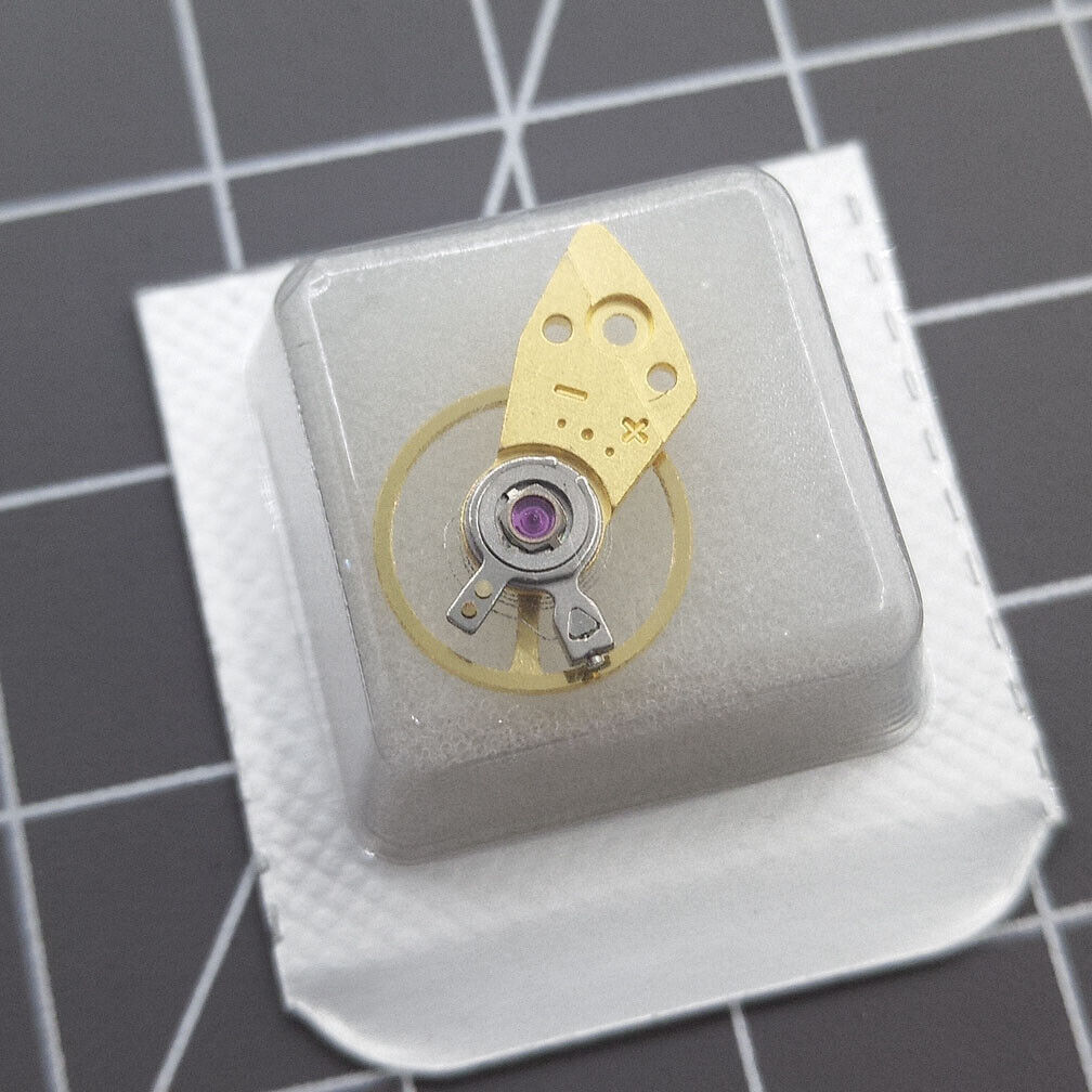 Golden Complete Balance Wheel with Splint for Miyota 8205 8200, precision Japanese watch part ensuring smooth timekeeping