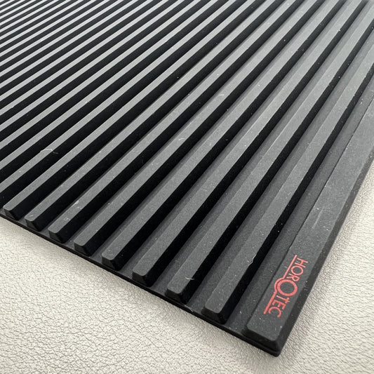 Tapis de banc Horotec MSA24.223, noir, antidérapant, en silicone, avec 32 rainures, Swiss Tool