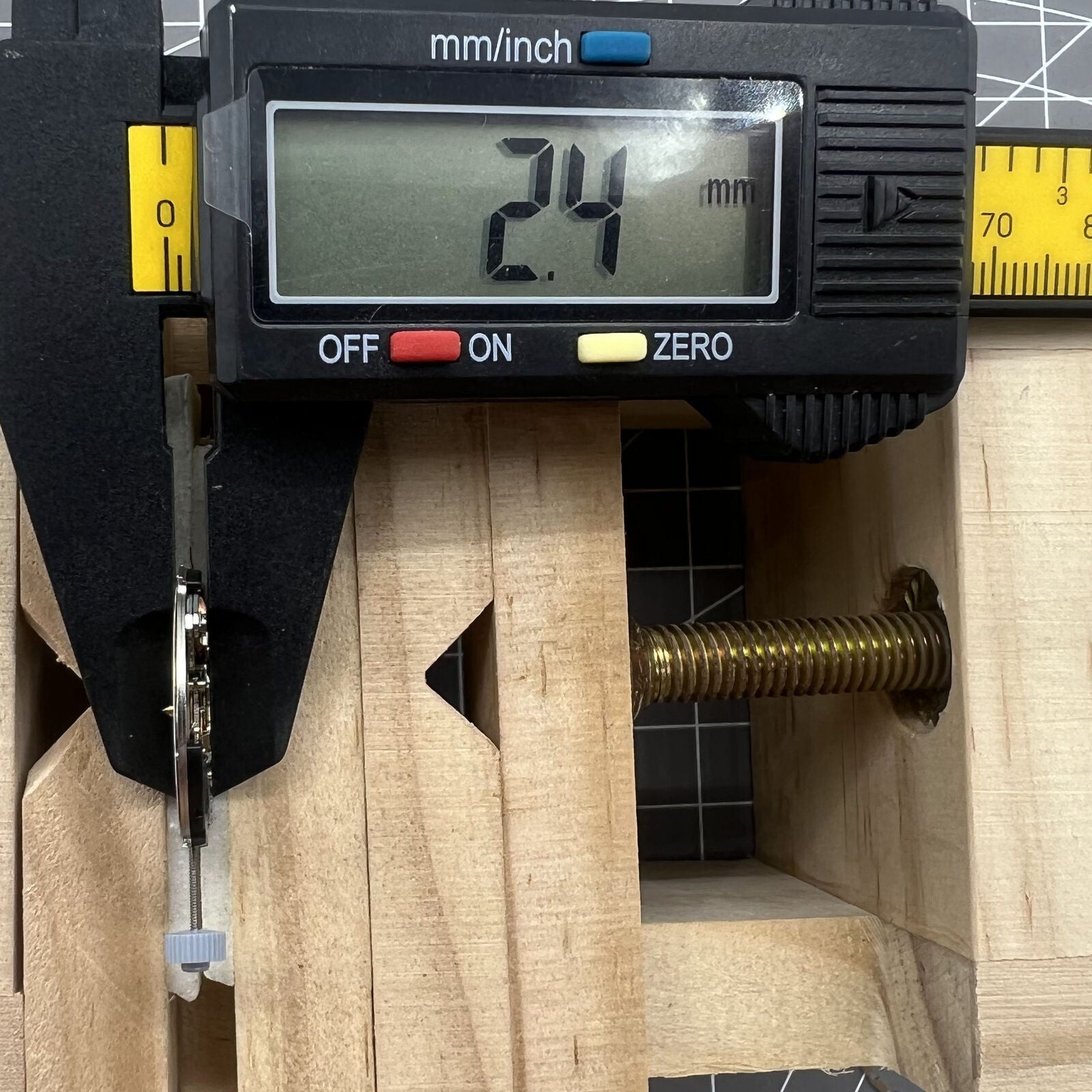 Swiss Made Ronda 705 quartz movement with date display, precise watch accessory for accurate timekeeping