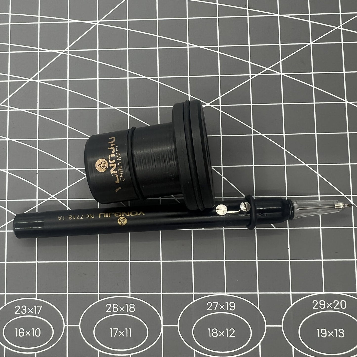 BG 7718-1A Automatic Precision Oiler for watchmakers, ideal for precise watch maintenance.