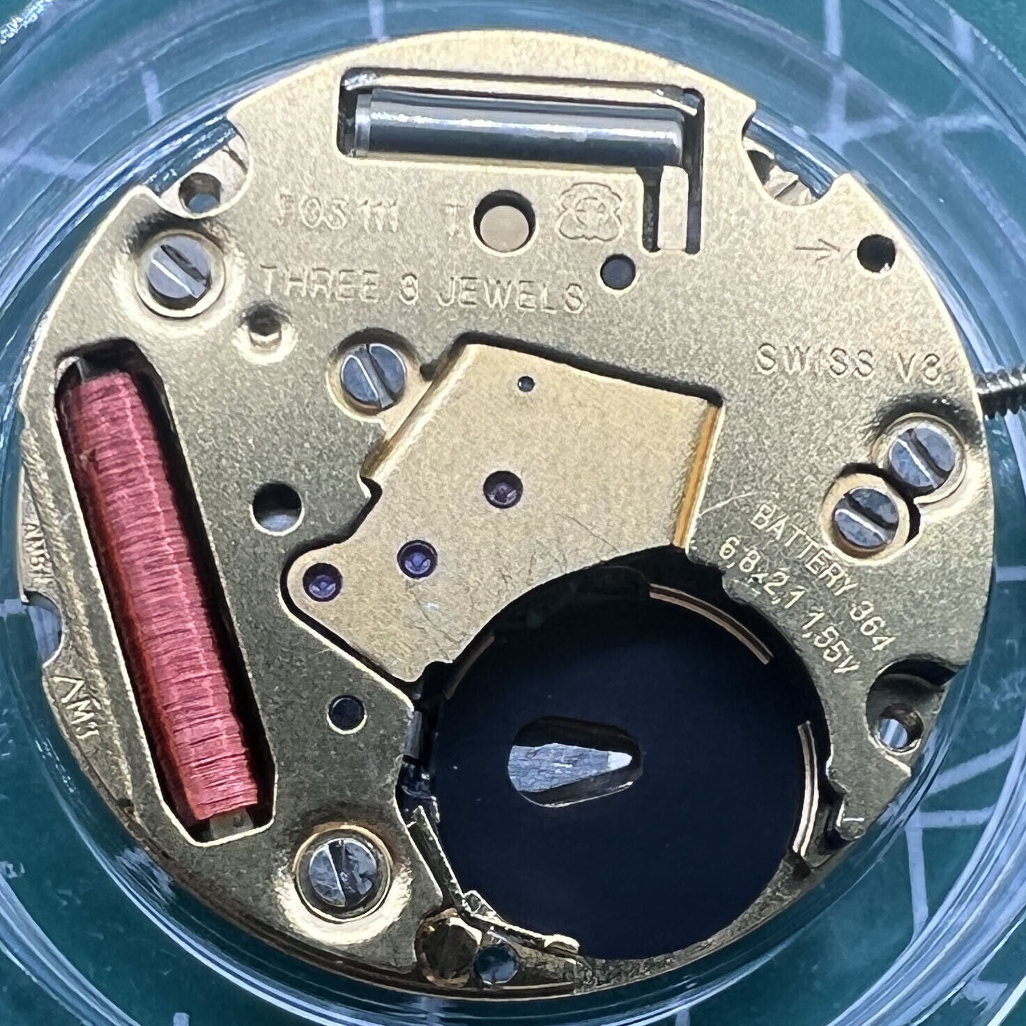 Swiss ETA F03.101 quartz watch movement with 2 hands, no date, precision craftsmanship for reliable timekeeping