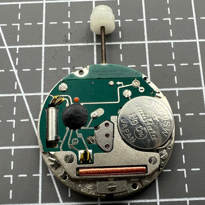 ETA 955.414 Swiss Made quartz watch with silver dial, single calendar at 3 o'clock by ETA.