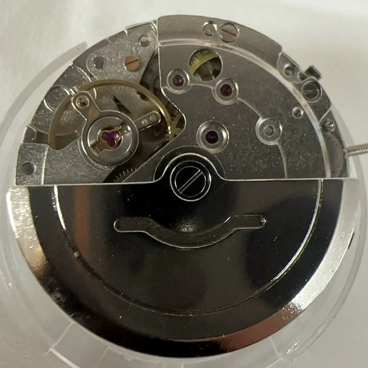 China Made 2813 8205 multifunctional automatic mechanical watch movement with 5 hands for precise timekeeping