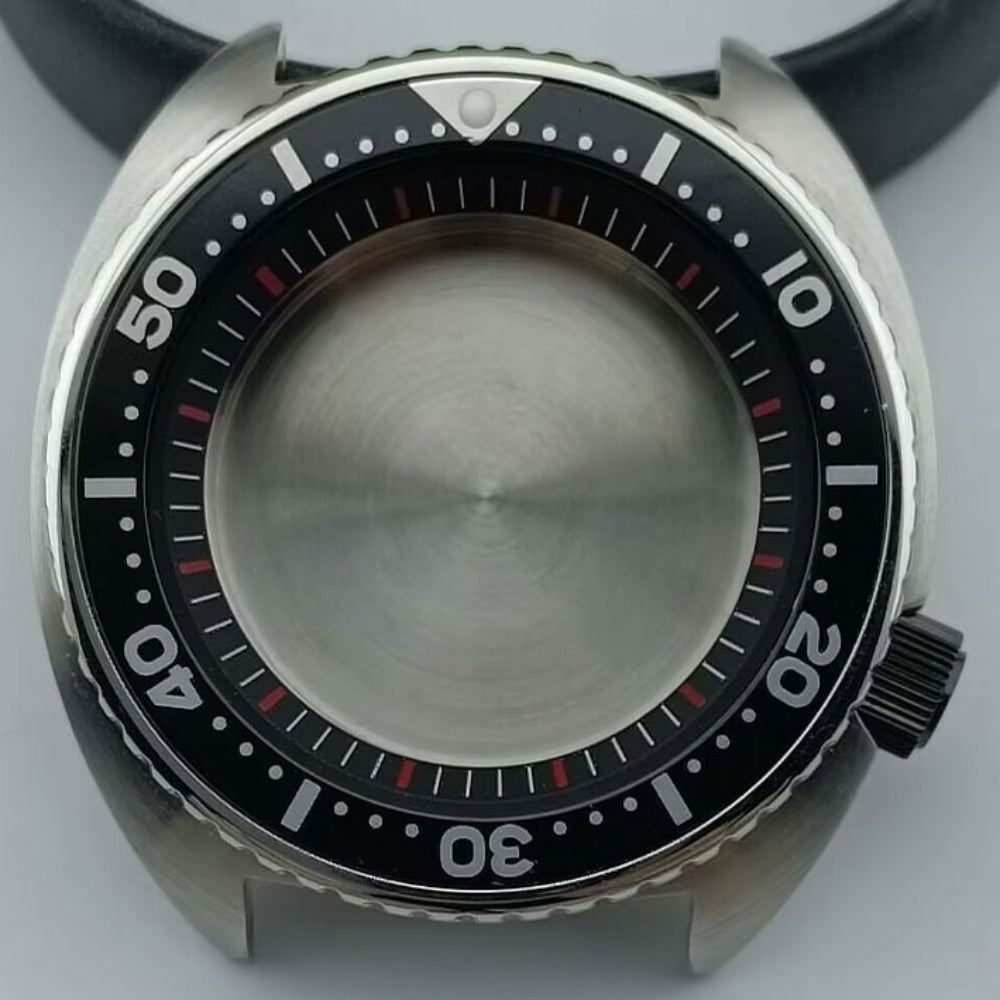 42.5mm silver watch case with black bezel and ring, compatible with NH35 NH36 NH38 NH70 NH72 movements.