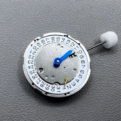 China 2813 8205 8215 automatic mechanical watch movement with single calendar feature for precise timekeeping.