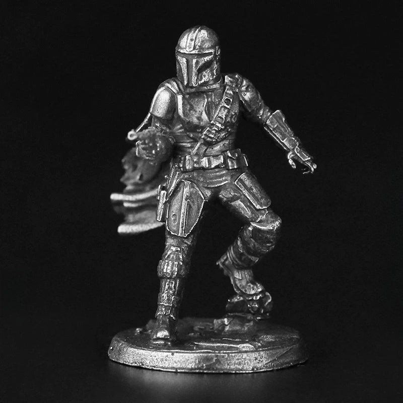 Armored Bounty Hunter Striding Copper Figurine White Bronze Sci-Fi Wargame 362-4