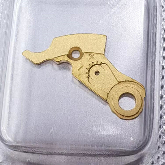 Éclisse de balancier dorée de fabrication suisse pour montre <tc>ETA</tc>2824 et <tc>ETA</tc>2836-2
