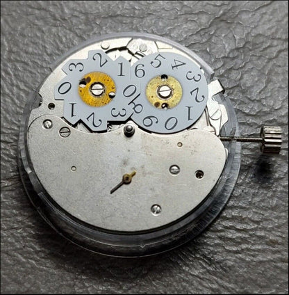 Mouvement mécanique automatique China Made Tianjin Seagull ST17 Grande date à 12 heures