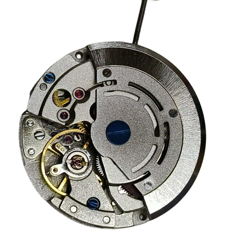 Chiński srebrny mechanizm automatyczny 2813 8205 z datownikiem na godzinie 3