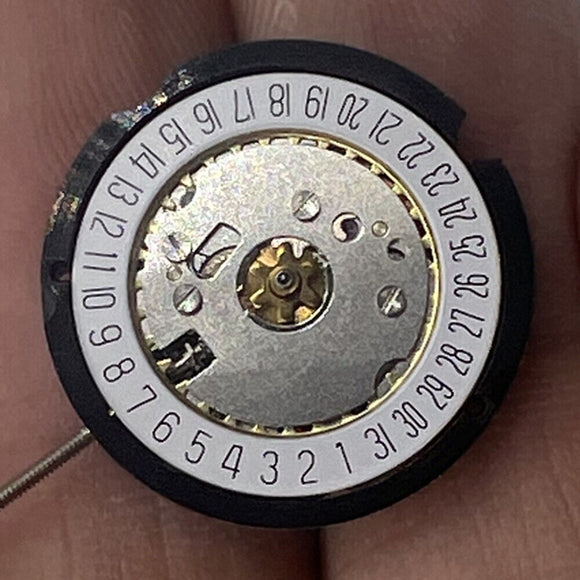 Ronda 585 Quartz Watch Movement Swiss Part Normal Height Date At 6