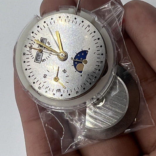 China Made 7751 7753 automatic mechanical watch movement with moon phase and multifunctional features.