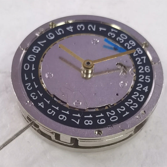 Montre fabriquée en Chine, mouvement mécanique automatique, cadran noir, petite seconde à 9 heures