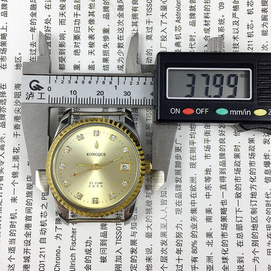 37mm Dandong Peacock watch with golden dial, manual mechanical movement, 33 jewels, single calendar display.