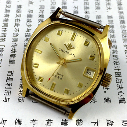 China Chunlan Steel manual mechanical watch with 17 jewels and silver dial showcasing a single calendar display for elegant timekeeping.