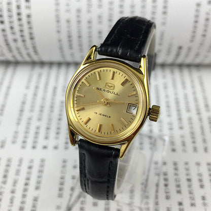 Montre mécanique à cadran rond pour femme, cadran doré, calendrier simple, motif mouette