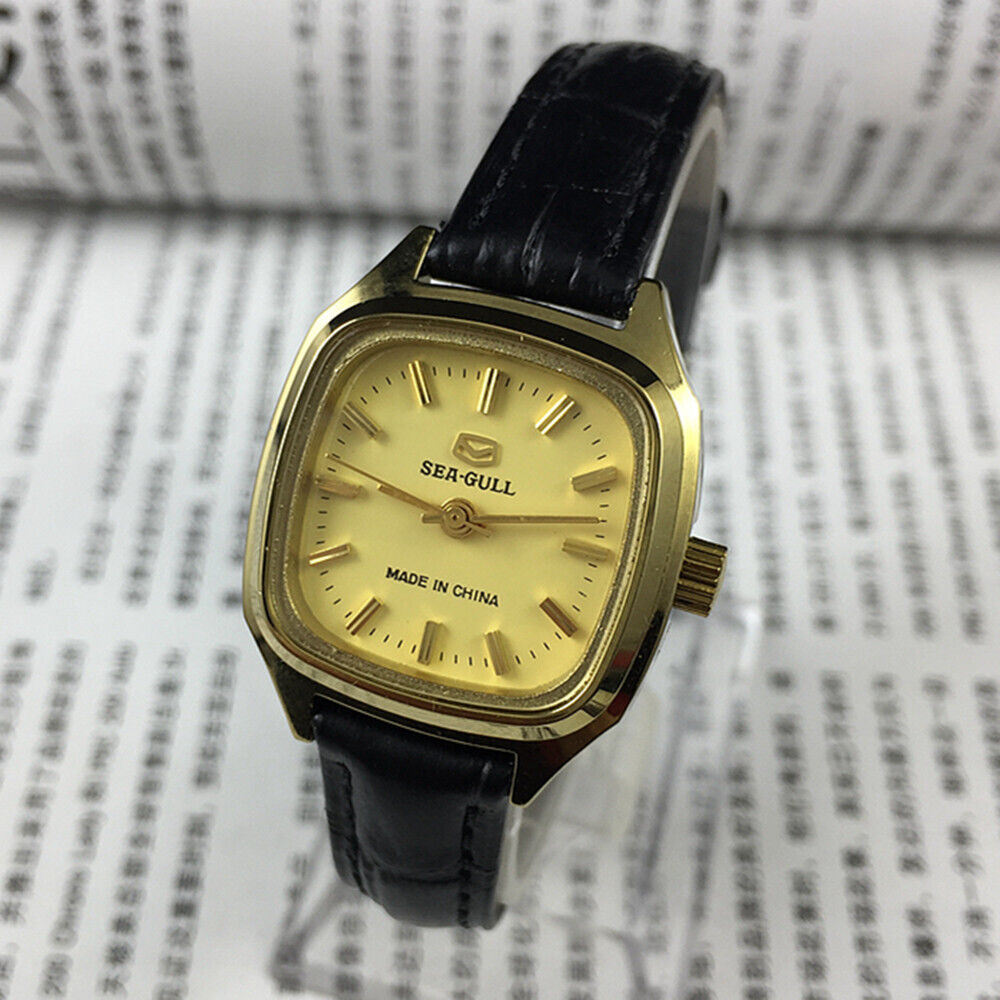 27mm golden case Tianjin Seagull ladies watch with mechanical movement and elegant square design
