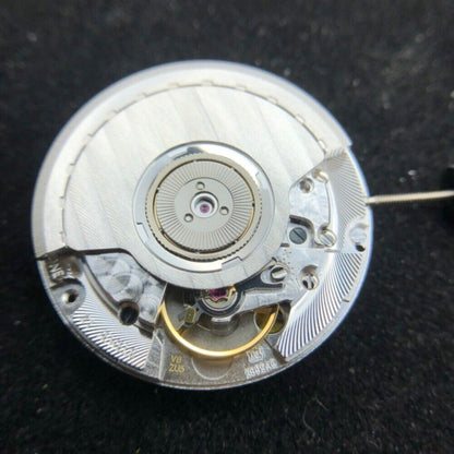 Mouvement mécanique automatique à calendrier unique <tc>ETA</tc>2892A2 V8 d'origine de fabrication suisse