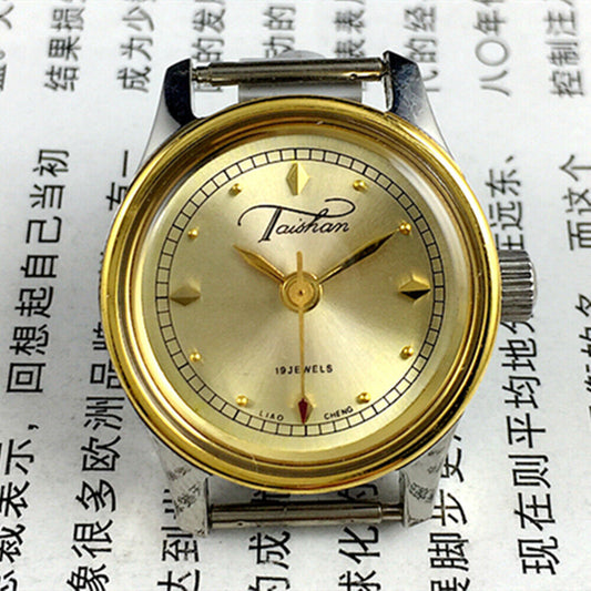 26mm Liaocheng TAISHAN lady watch with manual mechanical movement and 19 jewels in gold casing