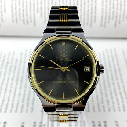 Qionghua 37mm black dial manual steel watch with 17 jewels and single calendar function.