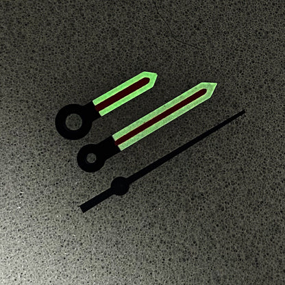 Green luminous watch hands with silver trim in red arrow shape, compatible with NH35/NH36/4R/7S movements, Red Arrow brand.