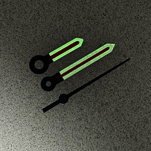 Green luminous watch hands with silver trim in red arrow shape, compatible with NH35/NH36/4R/7S movements, Red Arrow brand.