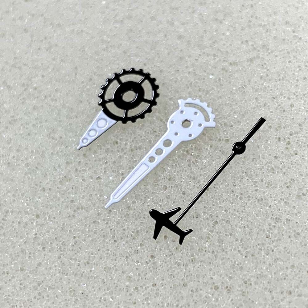 Plane Small Second green luminous watch hands for NH35 movement, enhancing visibility.