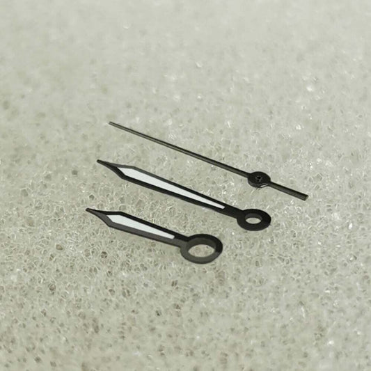Green luminous classic watch hands with black trim for NH35/NH36/4R/7S movement, Seiko-compatible.