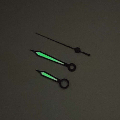 Green luminous watch hands with black trim for Seiko NH35/NH36/4R/7S movements, perfect for replacements.