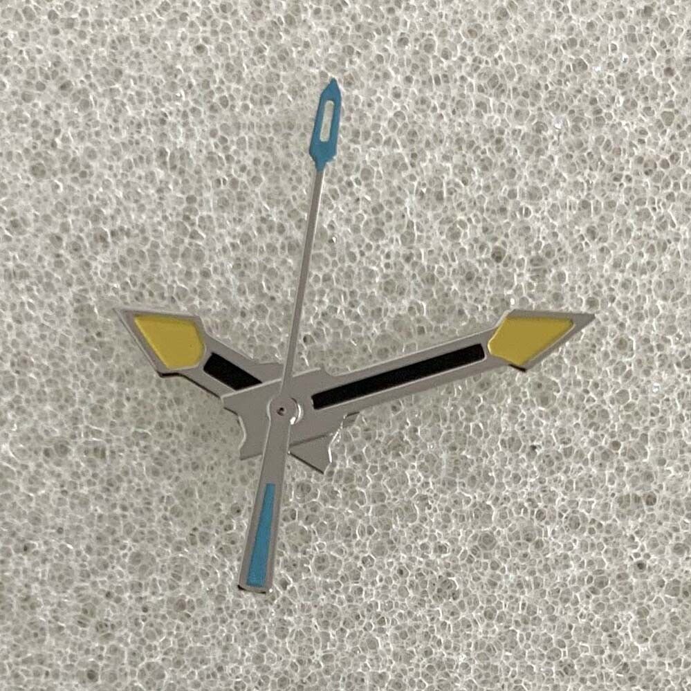 Color block silver trim watch hands for NH35/NH36/4R/7S movement, ideal for precise timekeeping.
