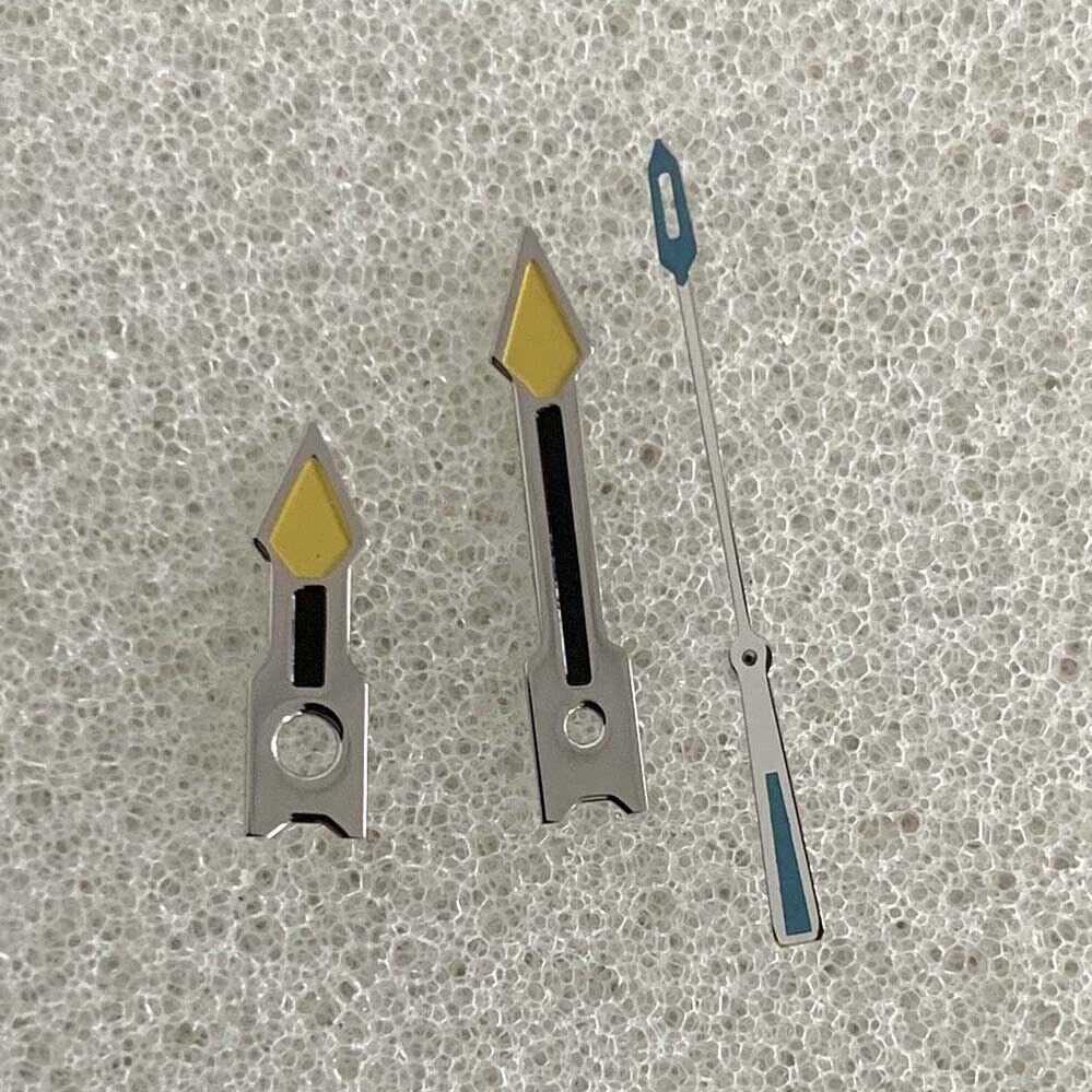 Color block silver trim watch hands, compatible with NH35/NH36/4R/7S movements for precision timekeeping.