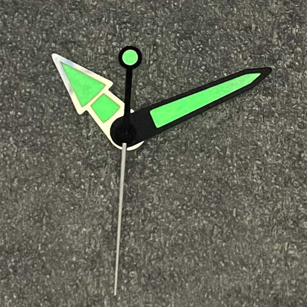 Green luminous watch hands with silver trim for NH35 movement, enhancing style and nighttime visibility.