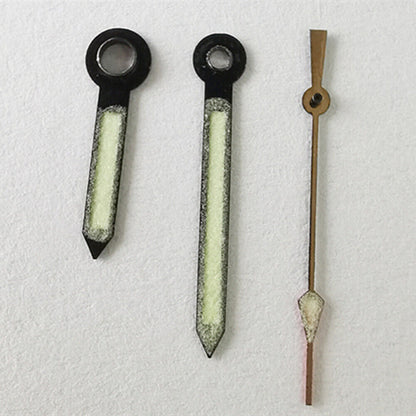 Aiguilles de montre lumineuses vertes avec garniture noire 12,5 x 12,5 x 8,5 mm pour mouvement NH35 NH36
