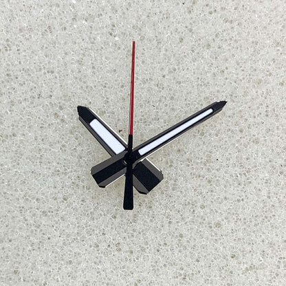 Arrow-shaped green luminous watch hands with black trim for NH35/NH36/4R/7S movements.