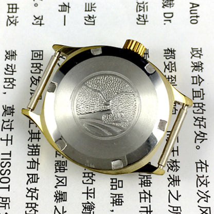 Seagull ladies watch with golden dial, 19 jewels, manual mechanical movement, crafted in Tianjin for elegant style.