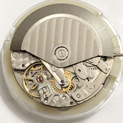 Mouvement chronographe 7750 fabriqué en Chine, 2 aiguilles, petite seconde à 6h et 12h